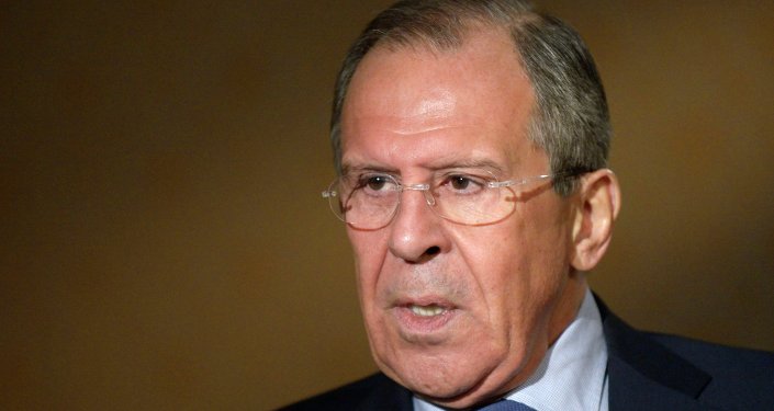 Lavrov: per sconfiggere ISIS comunità internazionale deve congiungere gli sforzi