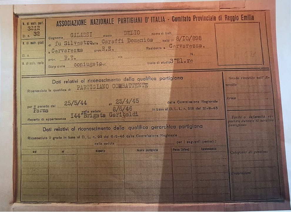 Attestato del padre Partigiano Combattente